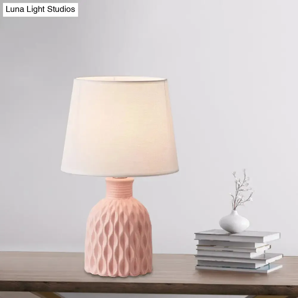 Alaraph - Contemporary Table Lamp