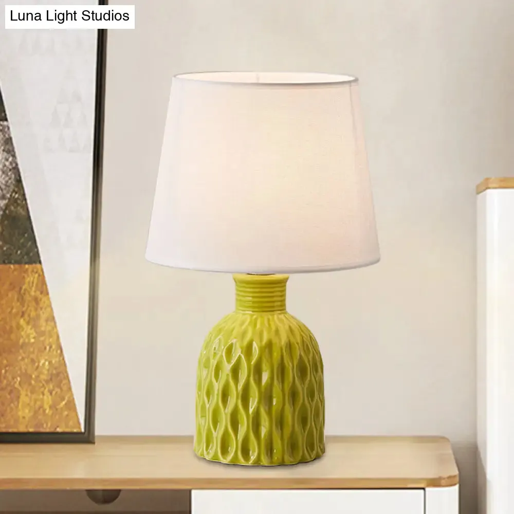Alaraph - Contemporary Table Lamp