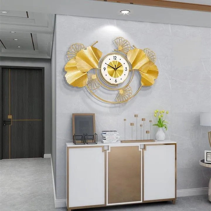 BUTEER HALF WALL CLOCK