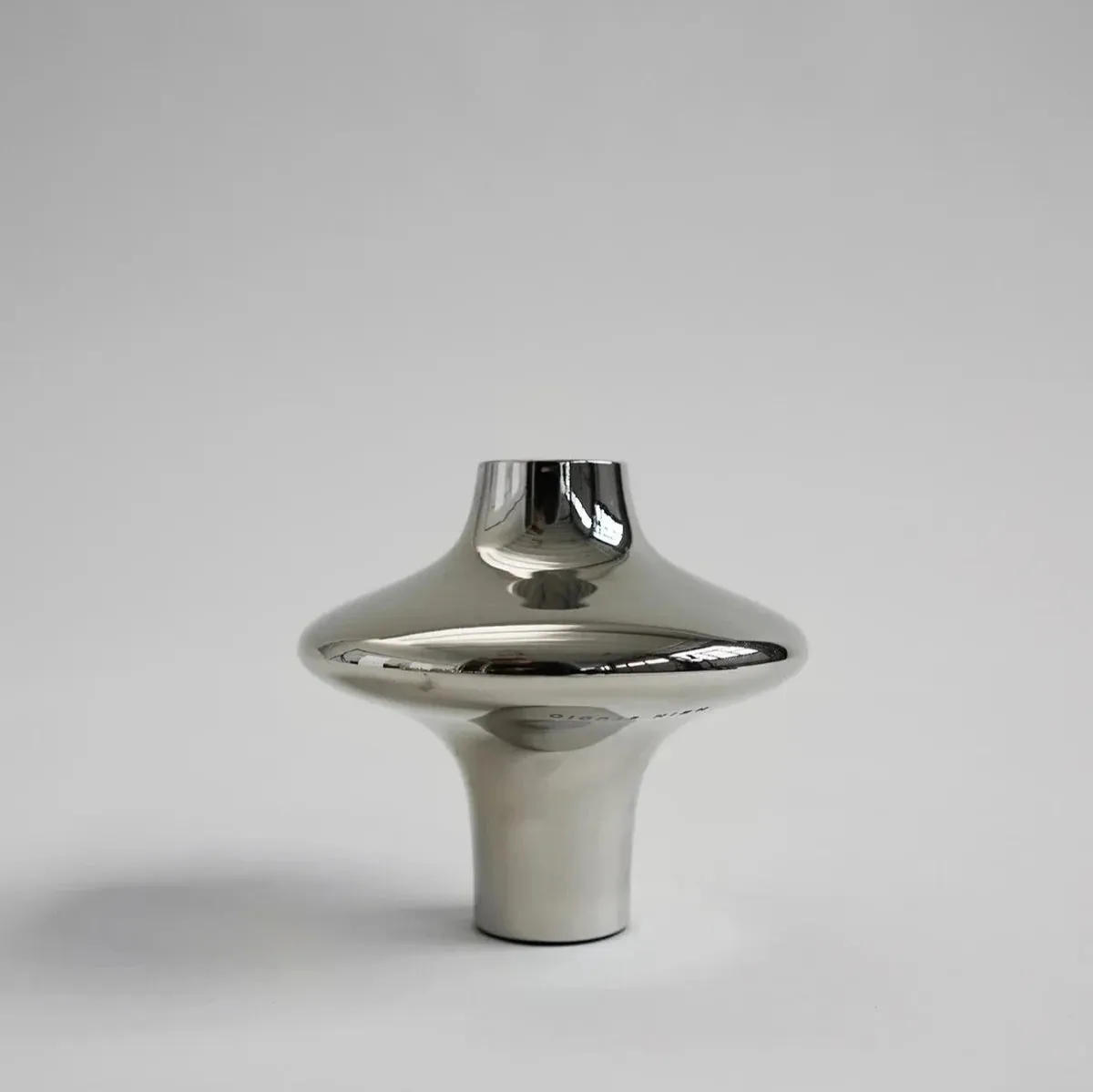 Doublet Candleholder