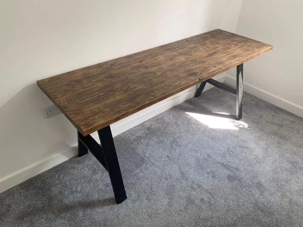 GG | Rustic Solid Wood Gaming Desk - Rustic Oak