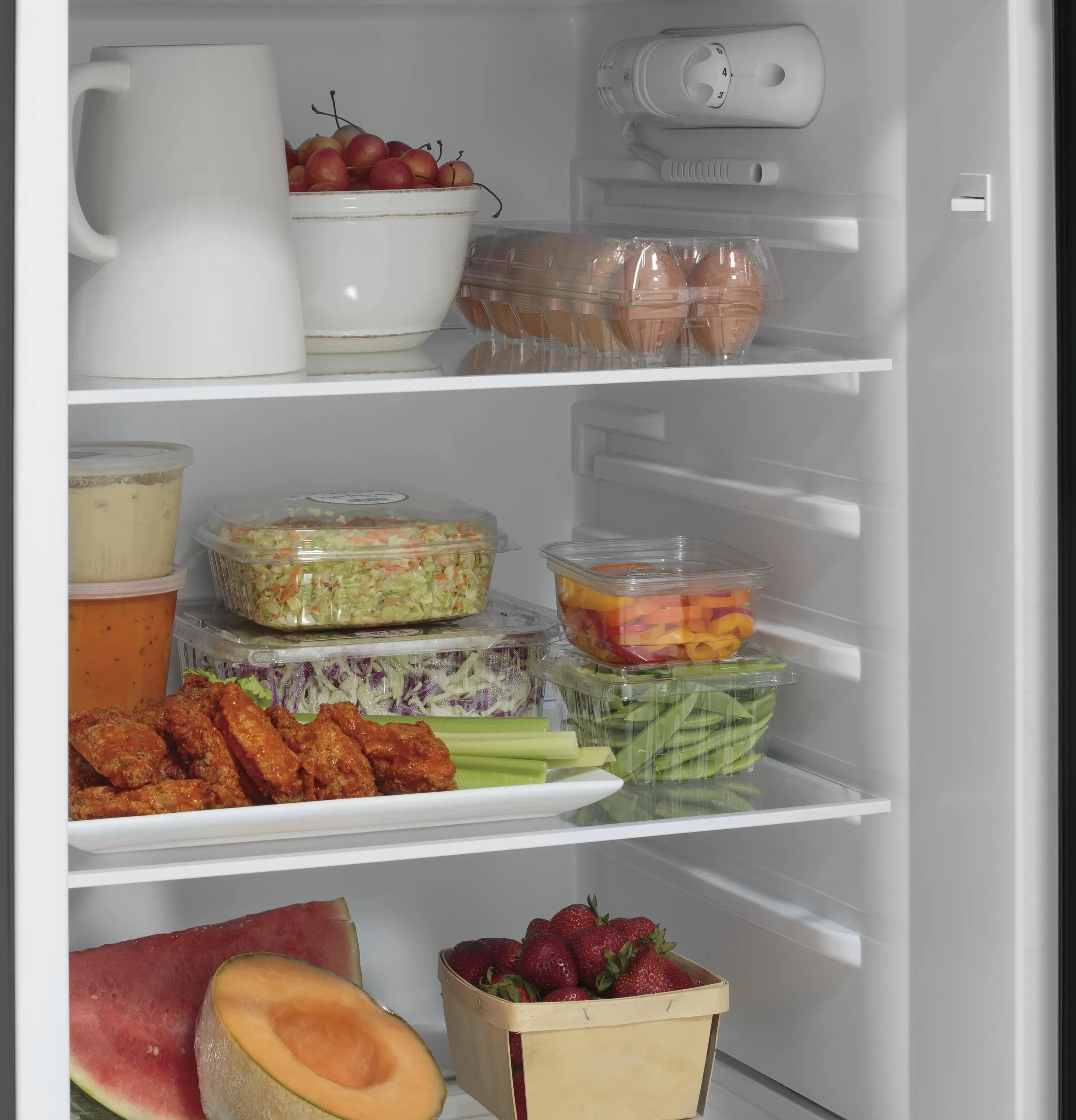 GPV10FSNSB GE® 9.8 Cu. Ft. 12 Volt DC Power Top-Freezer Refrigerator