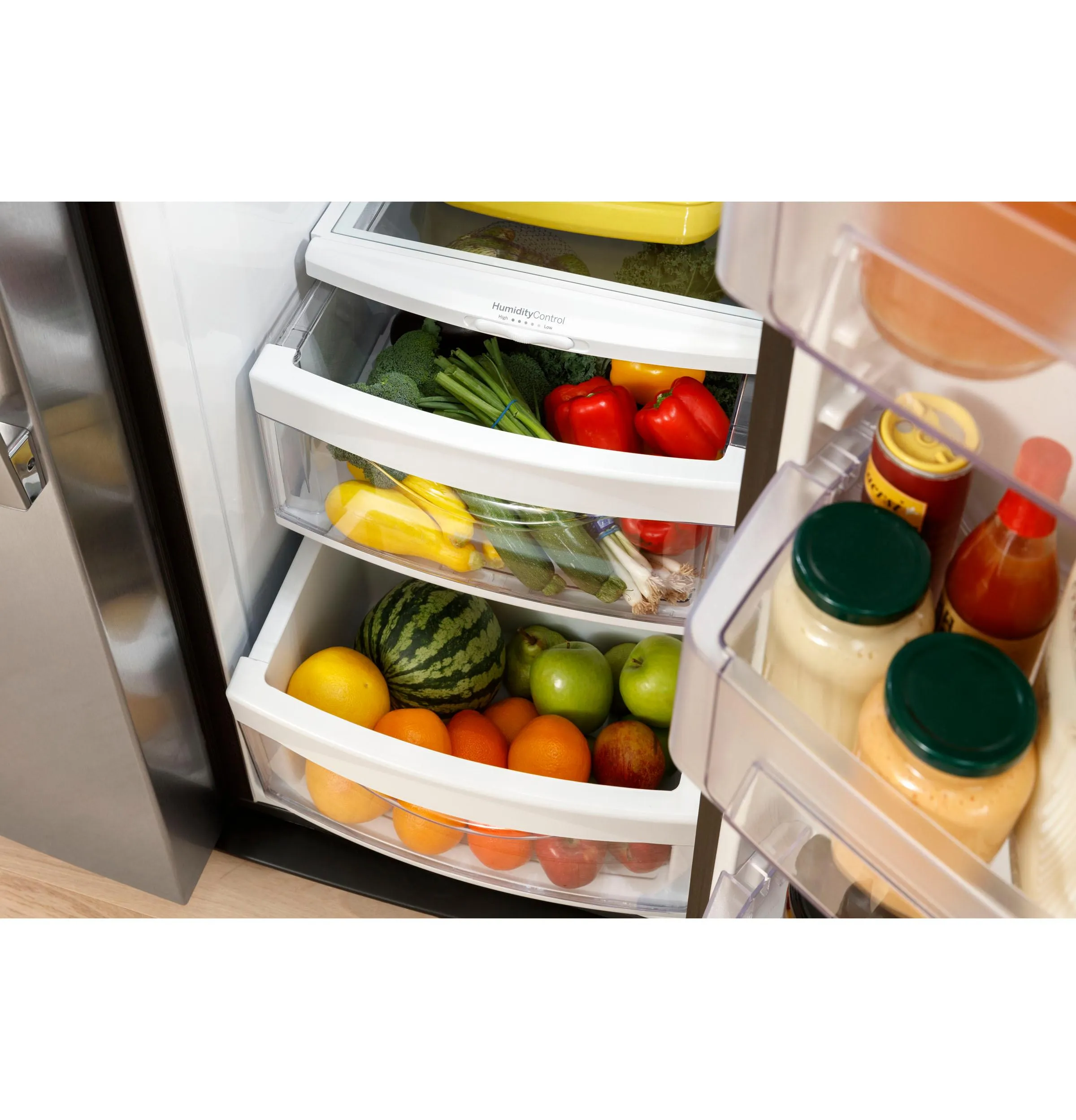 GSS25GYPFS GE® 25.3 Cu. Ft. Side-By-Side Refrigerator