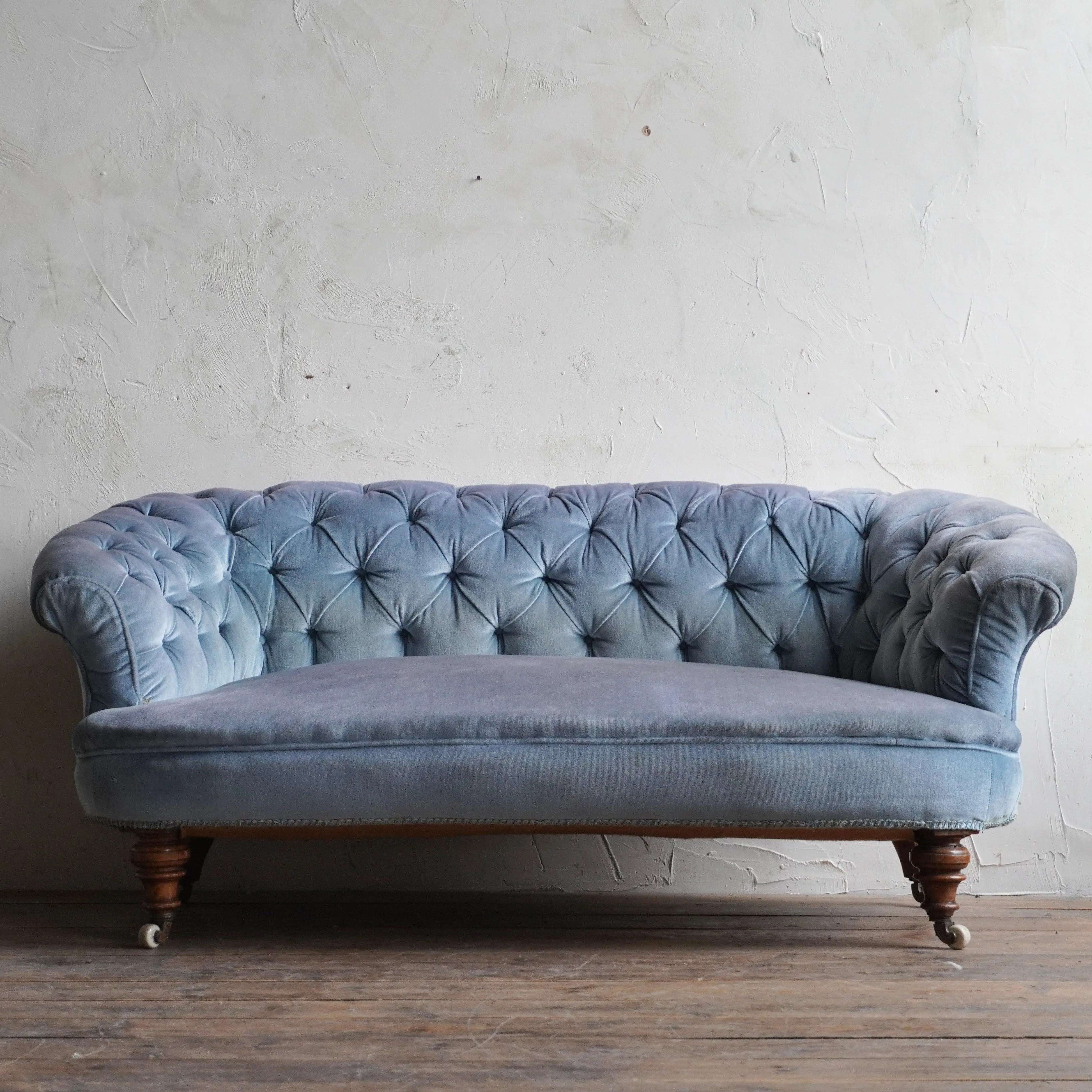 Hampton & Sons Sofa