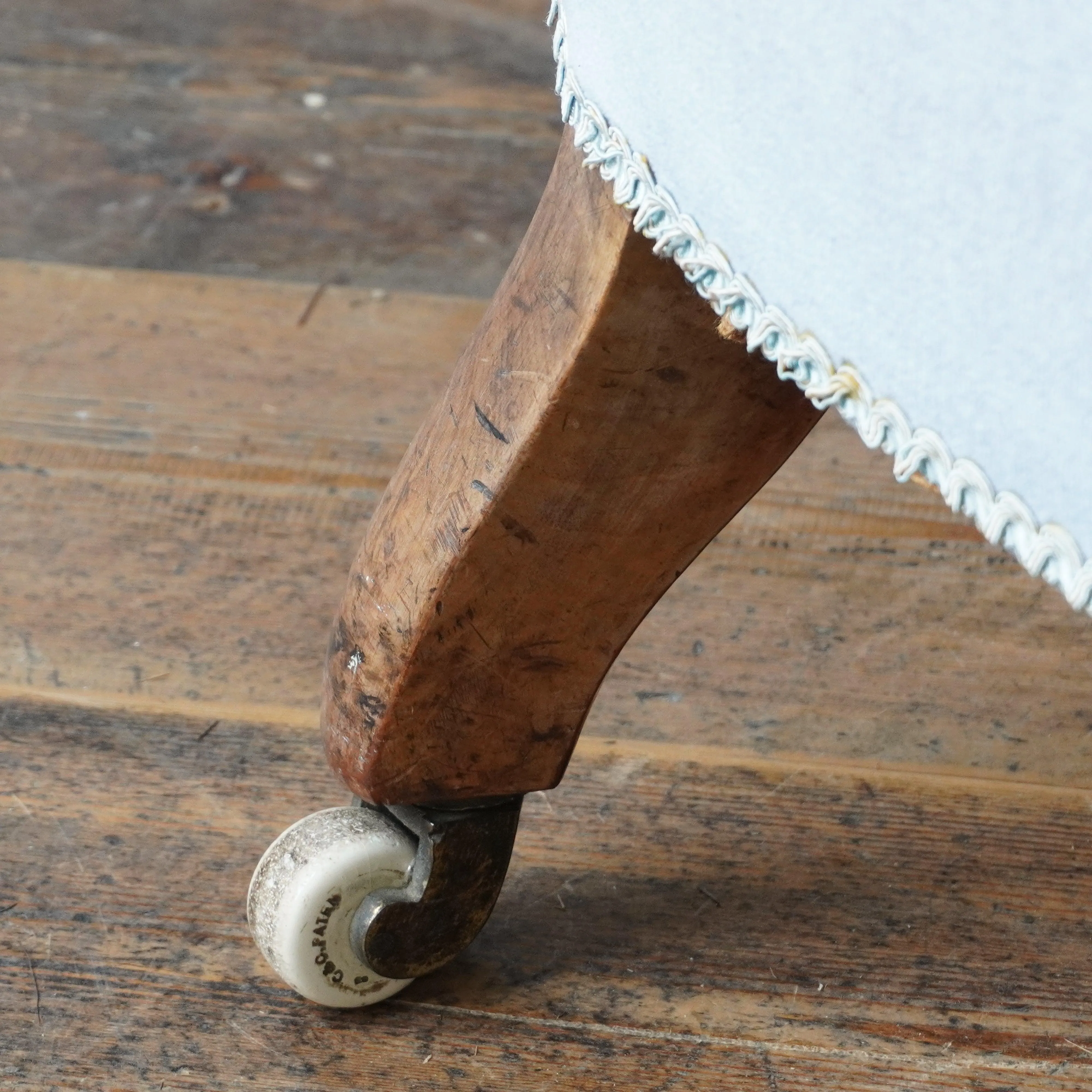 Hampton & Sons Sofa