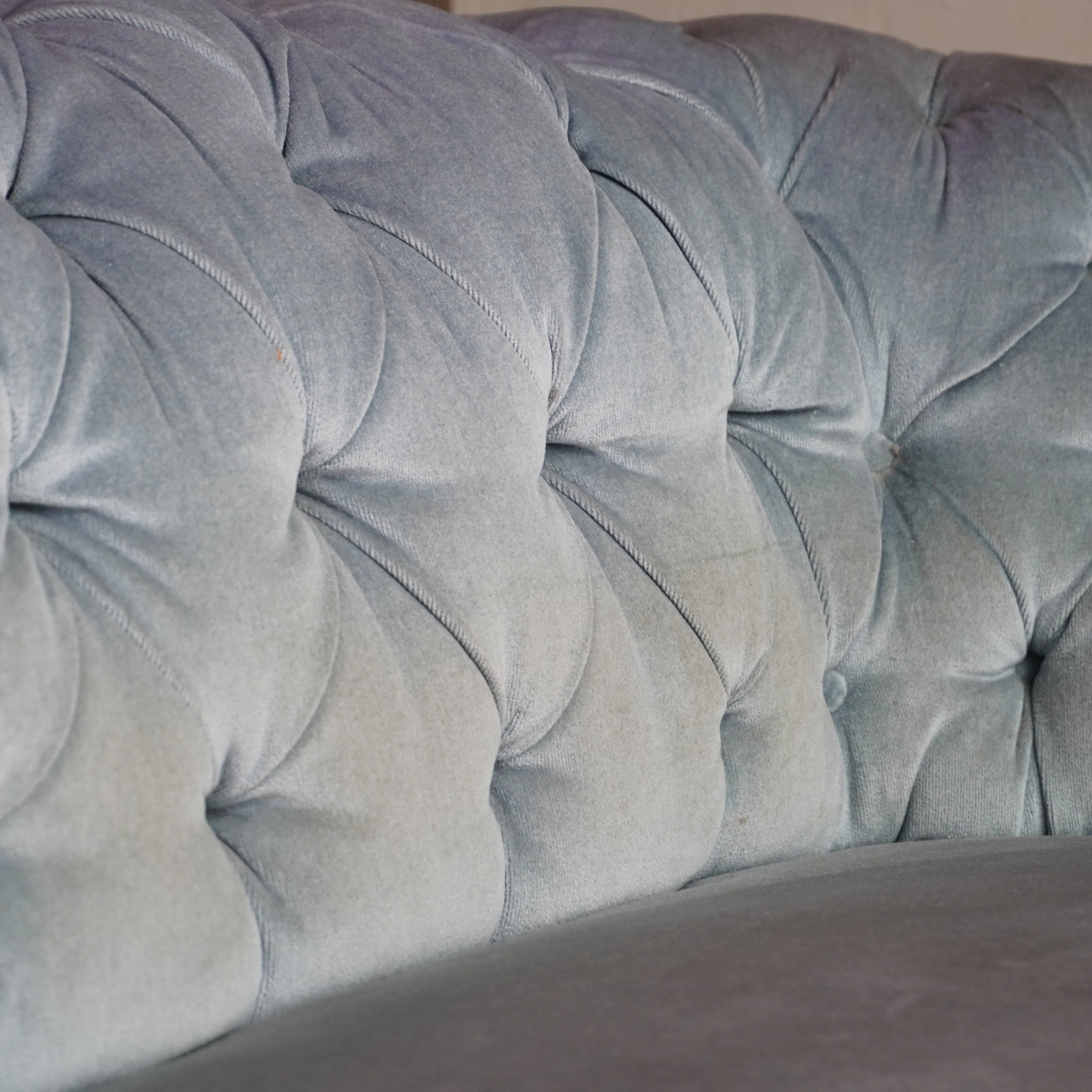 Hampton & Sons Sofa