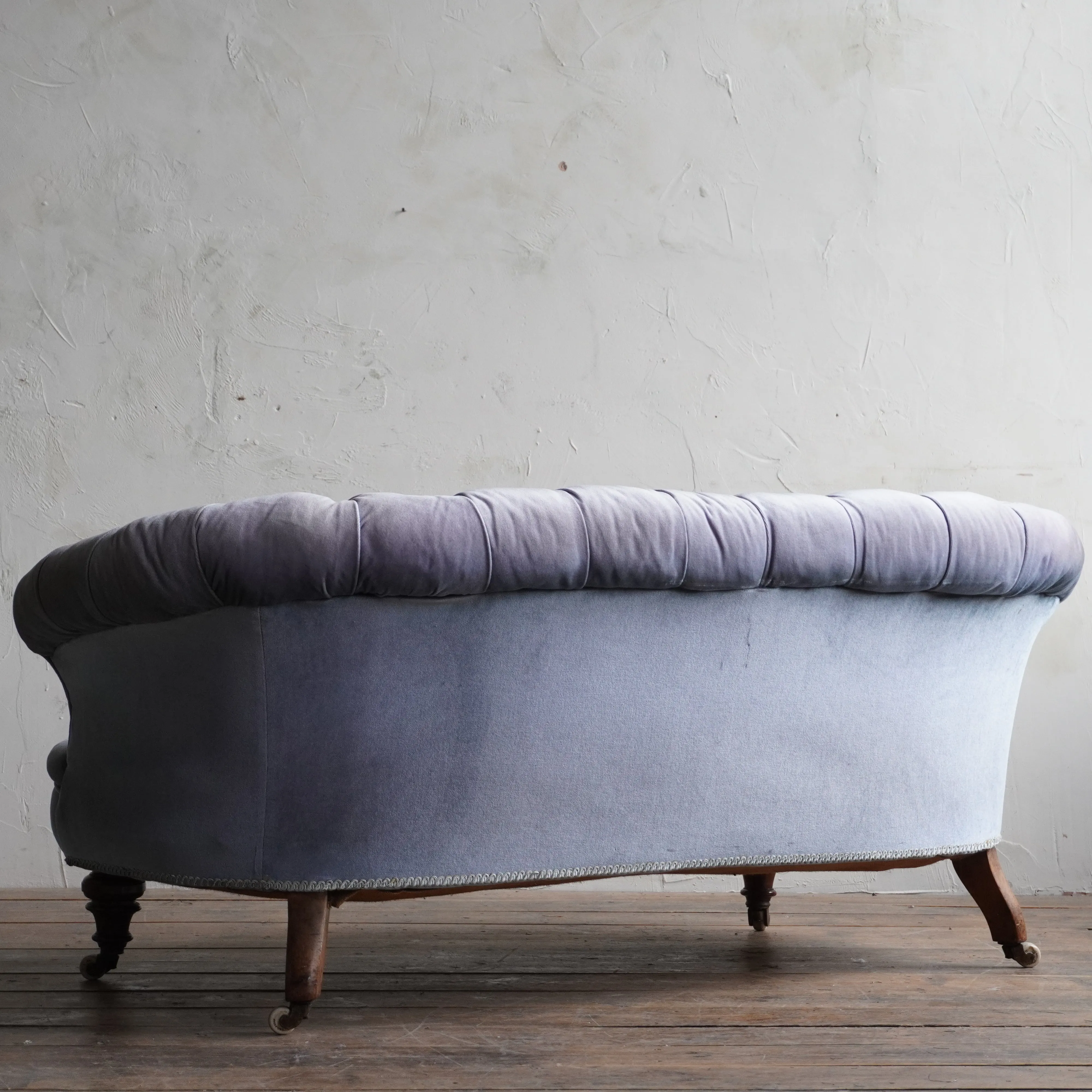 Hampton & Sons Sofa