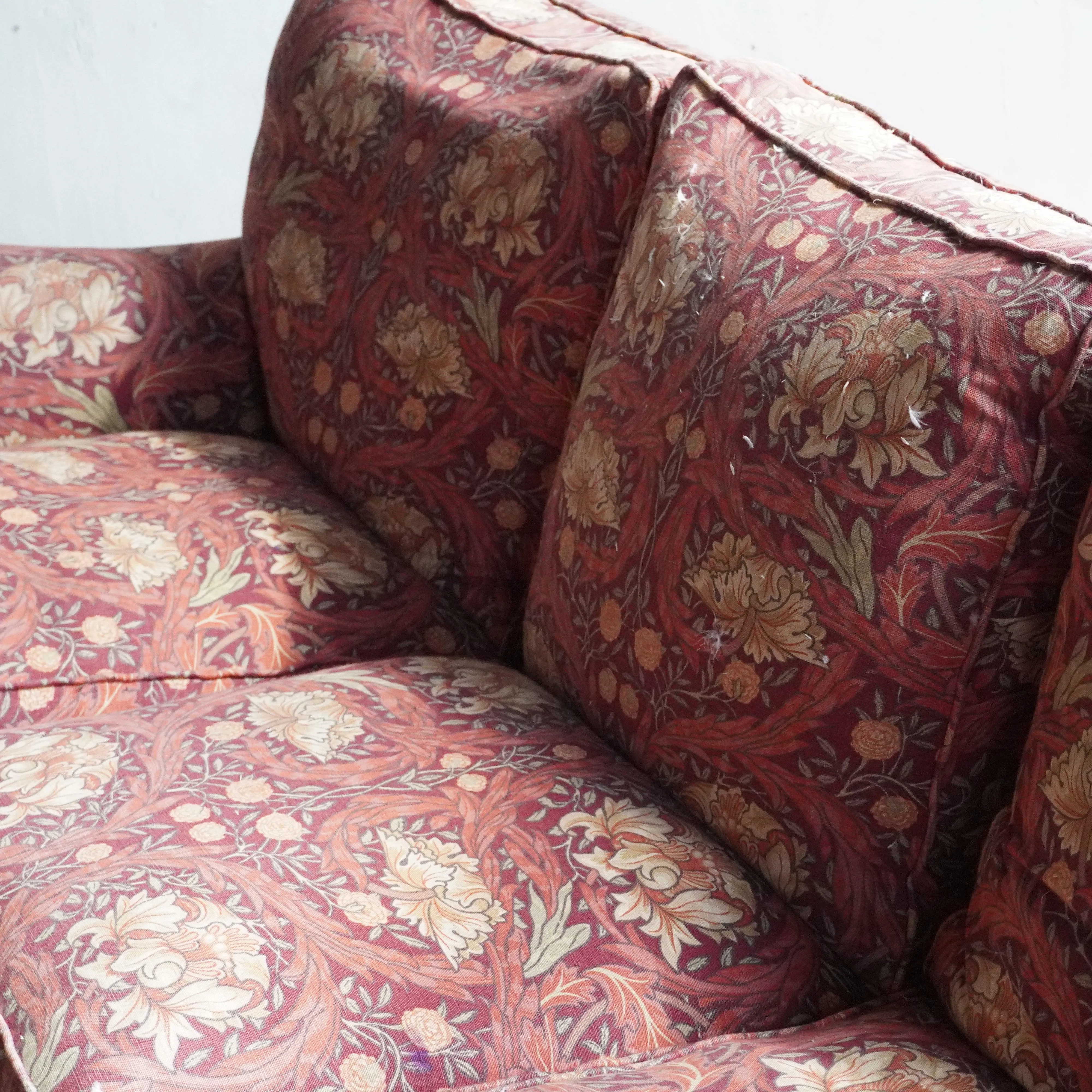 Howard Style Sofa
