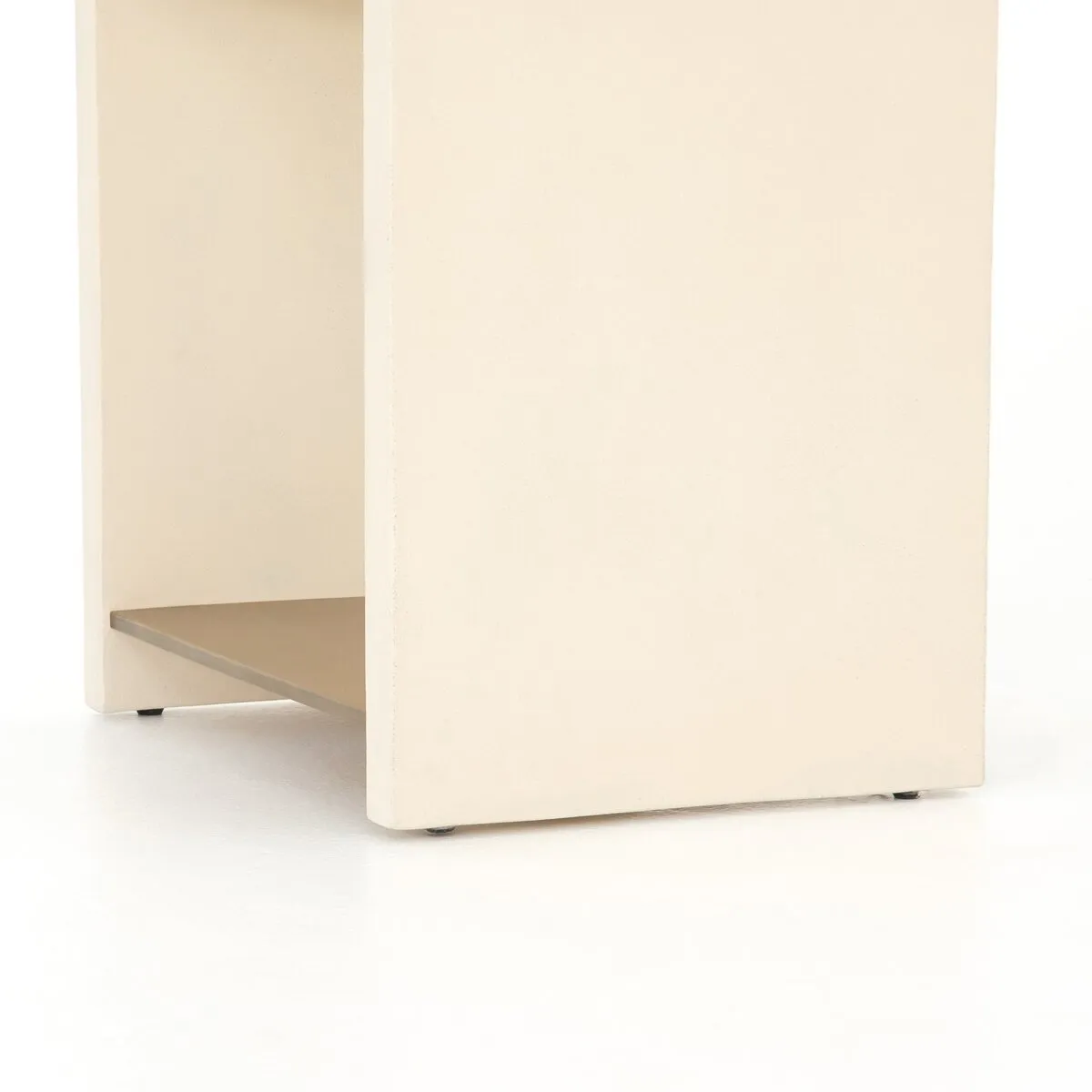 Hugo End Table
