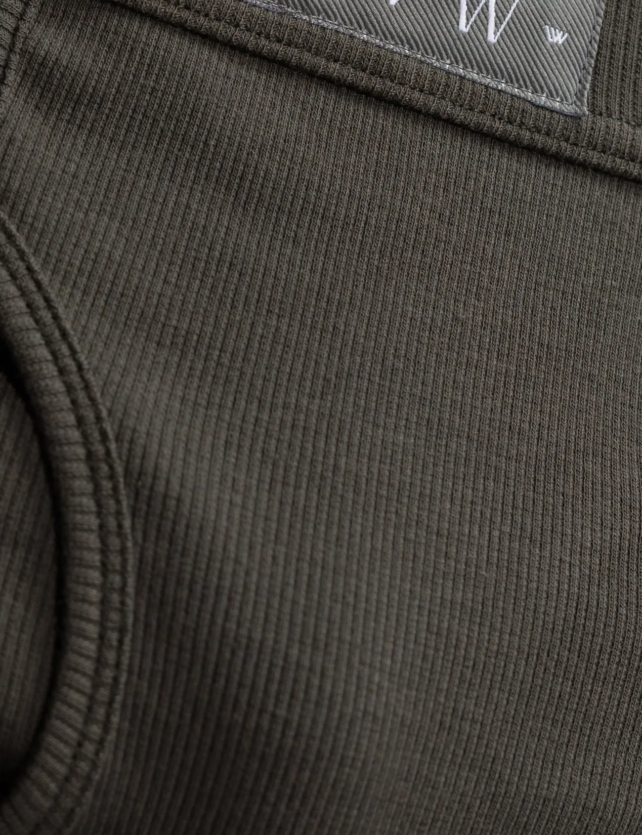 LVW ESSENTIAL CLASSIC TRUNK - Volcanic Ash