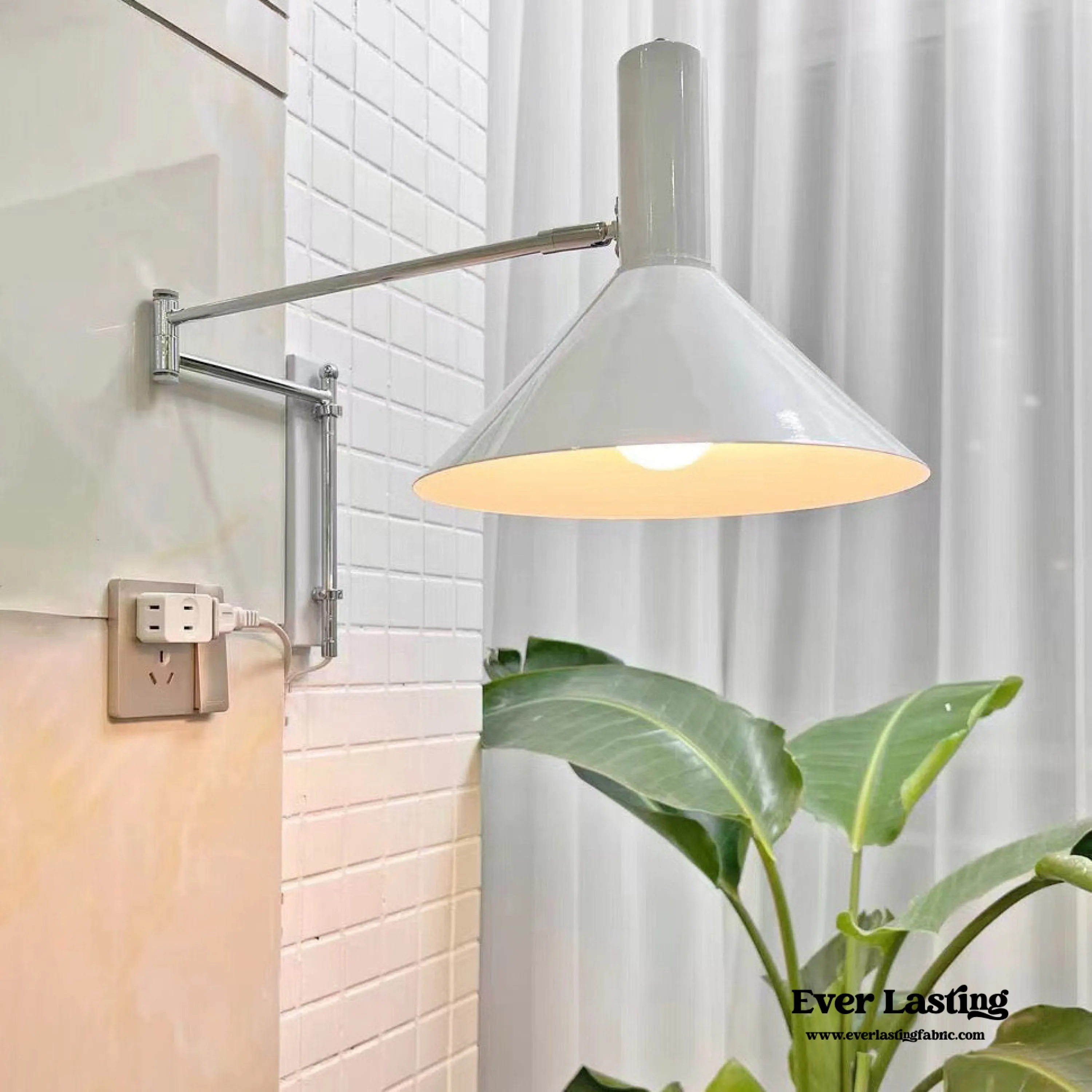 Minimal Foldable Metal Light / Red