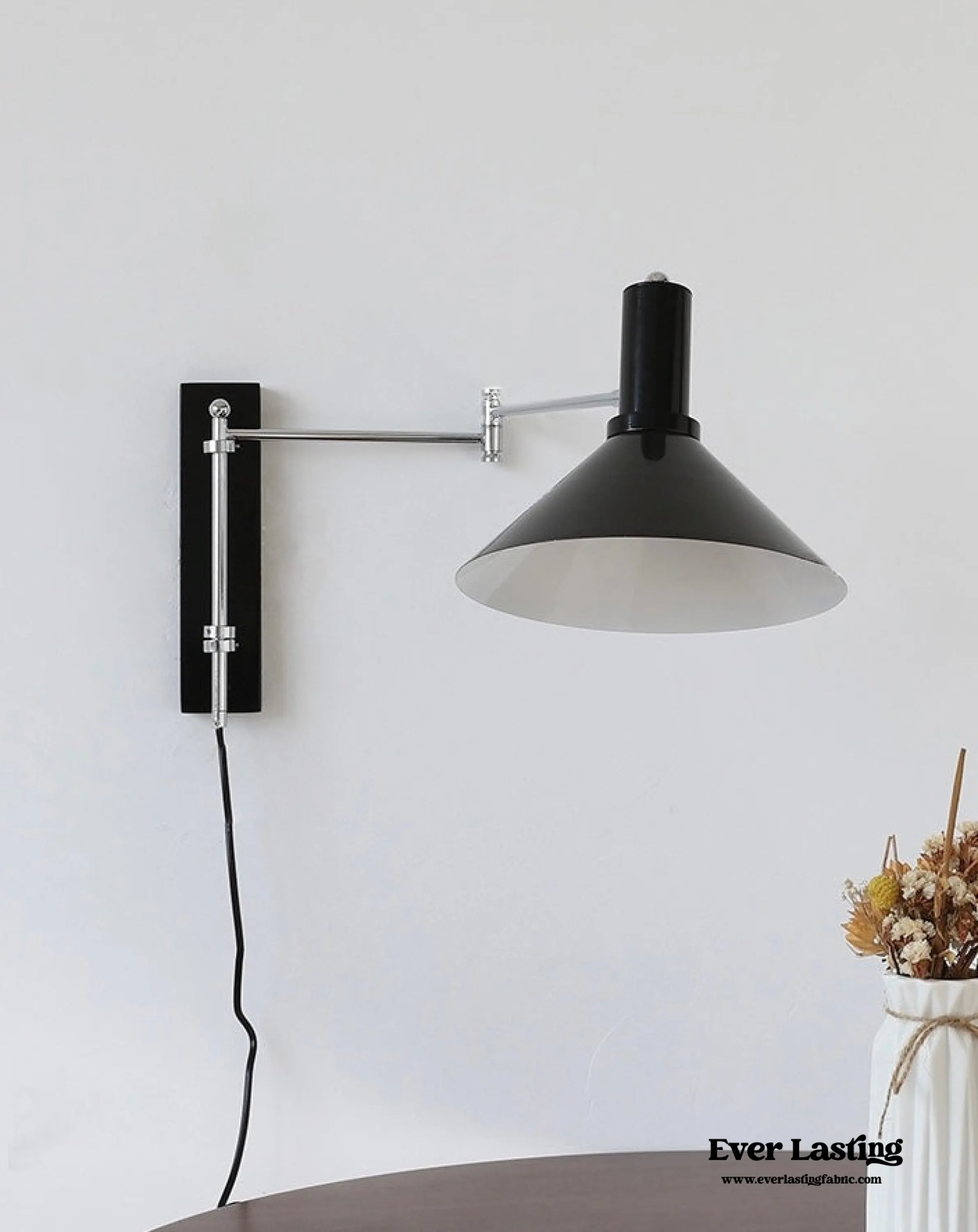 Minimal Foldable Metal Light / Red
