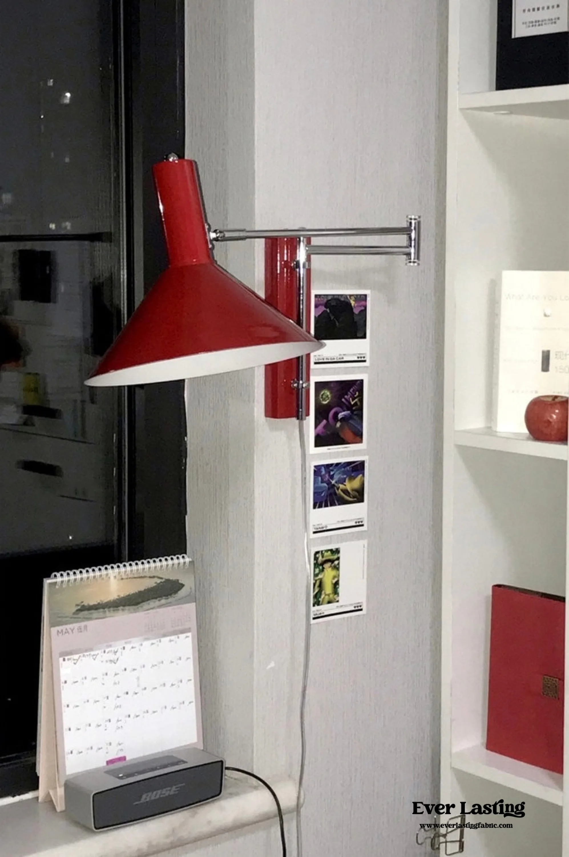 Minimal Foldable Metal Light / Red