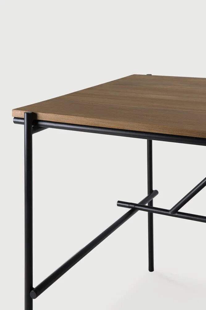 Oscar Desk