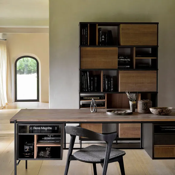 Oscar Desk