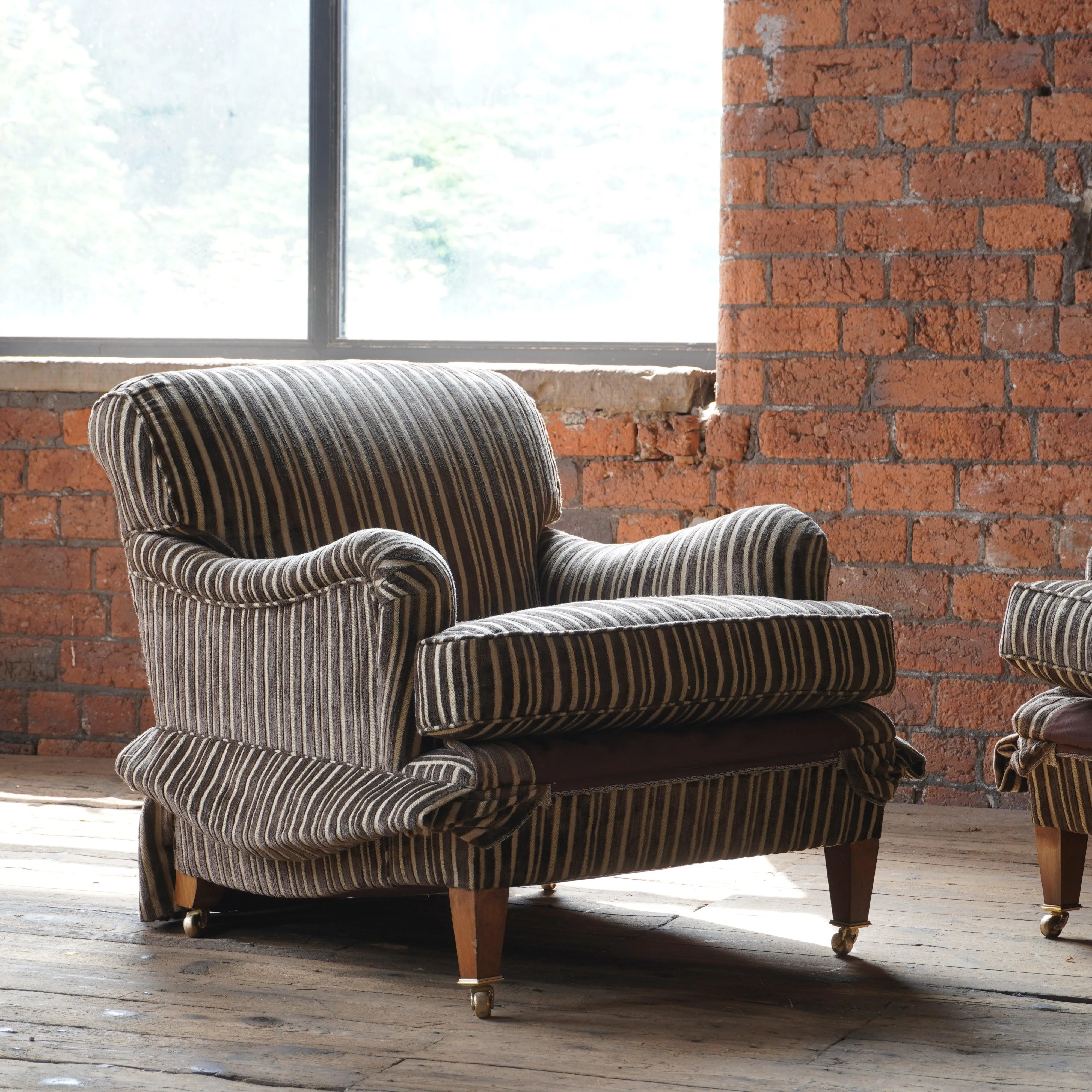 Pair of Howard Chairs Ltd - bridgewater - howard and sons