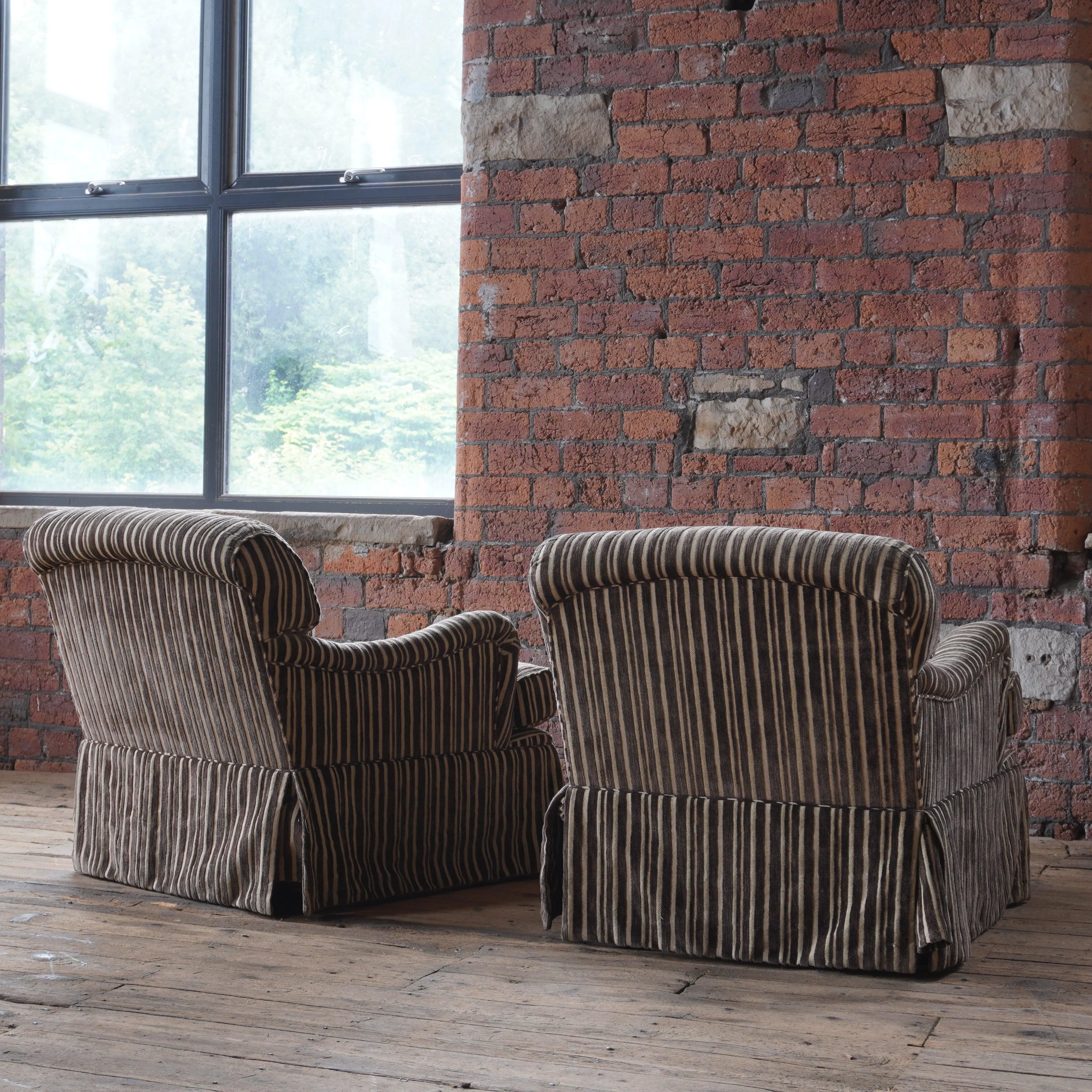 Pair of Howard Chairs Ltd - bridgewater - howard and sons