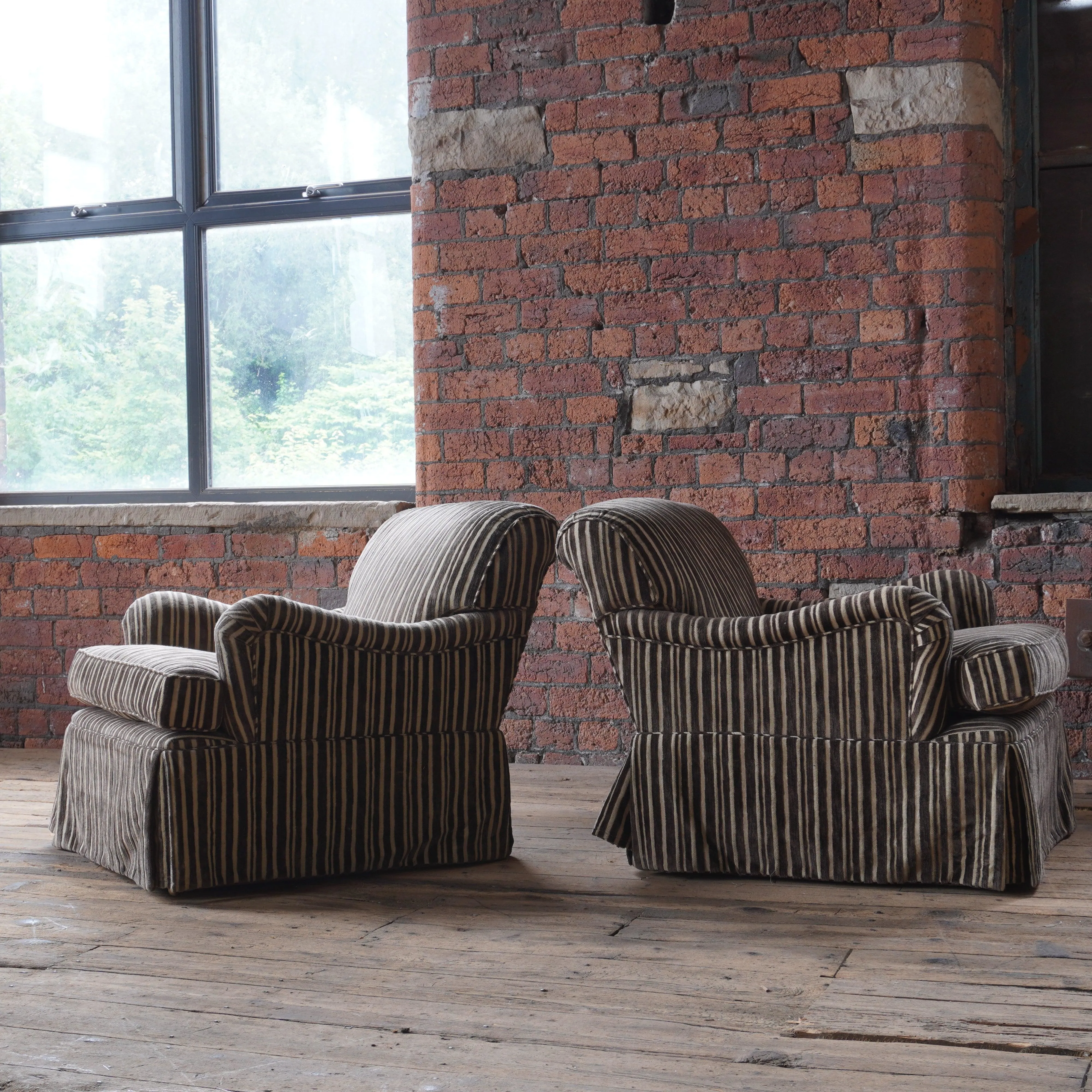 Pair of Howard Chairs Ltd - bridgewater - howard and sons