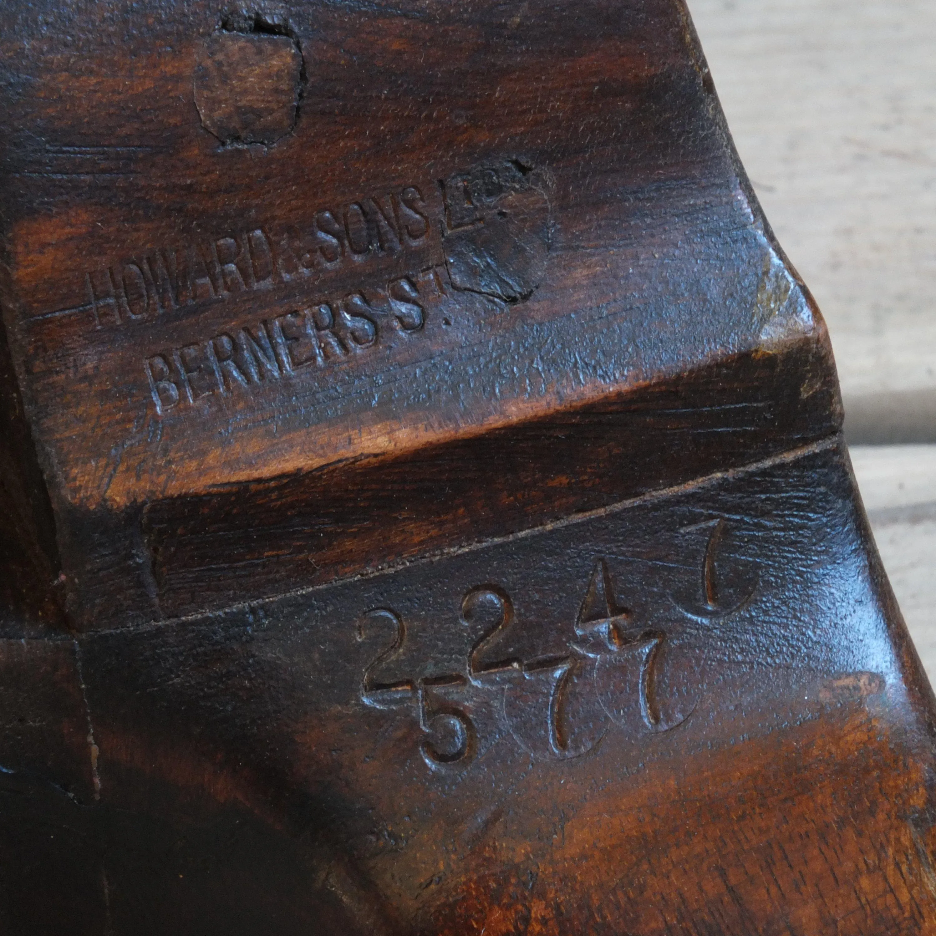 Rare Early 20th century Howard and son's day bed