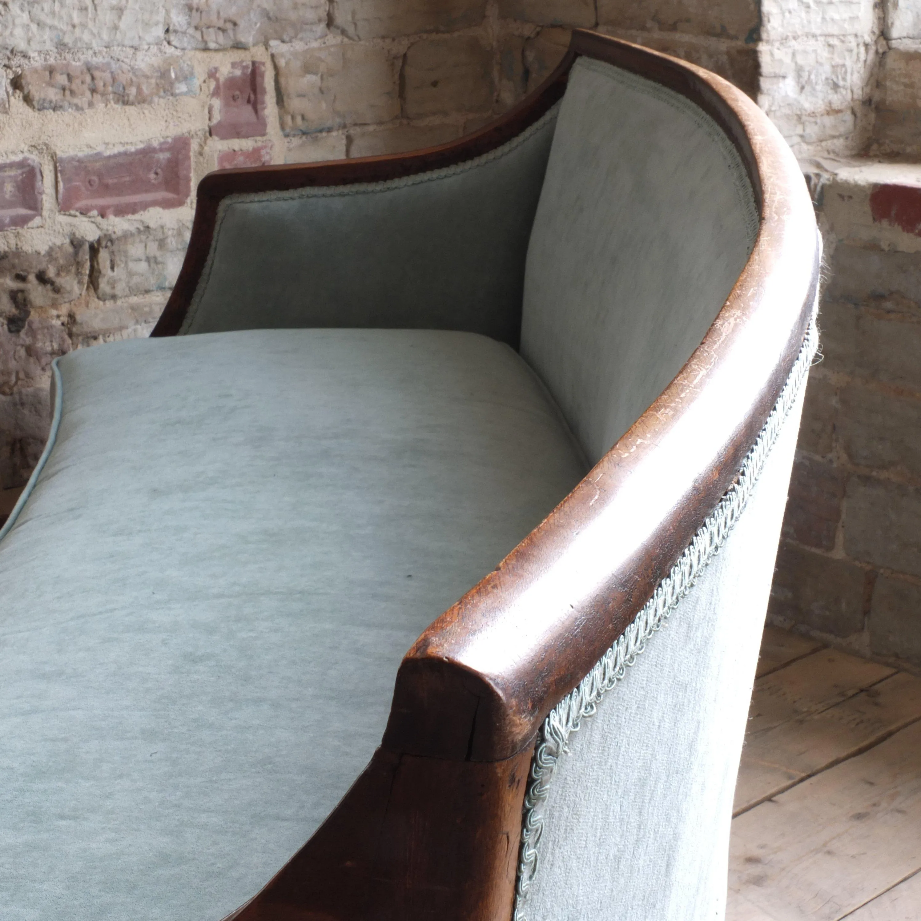 Rare Georgian curved sofa
