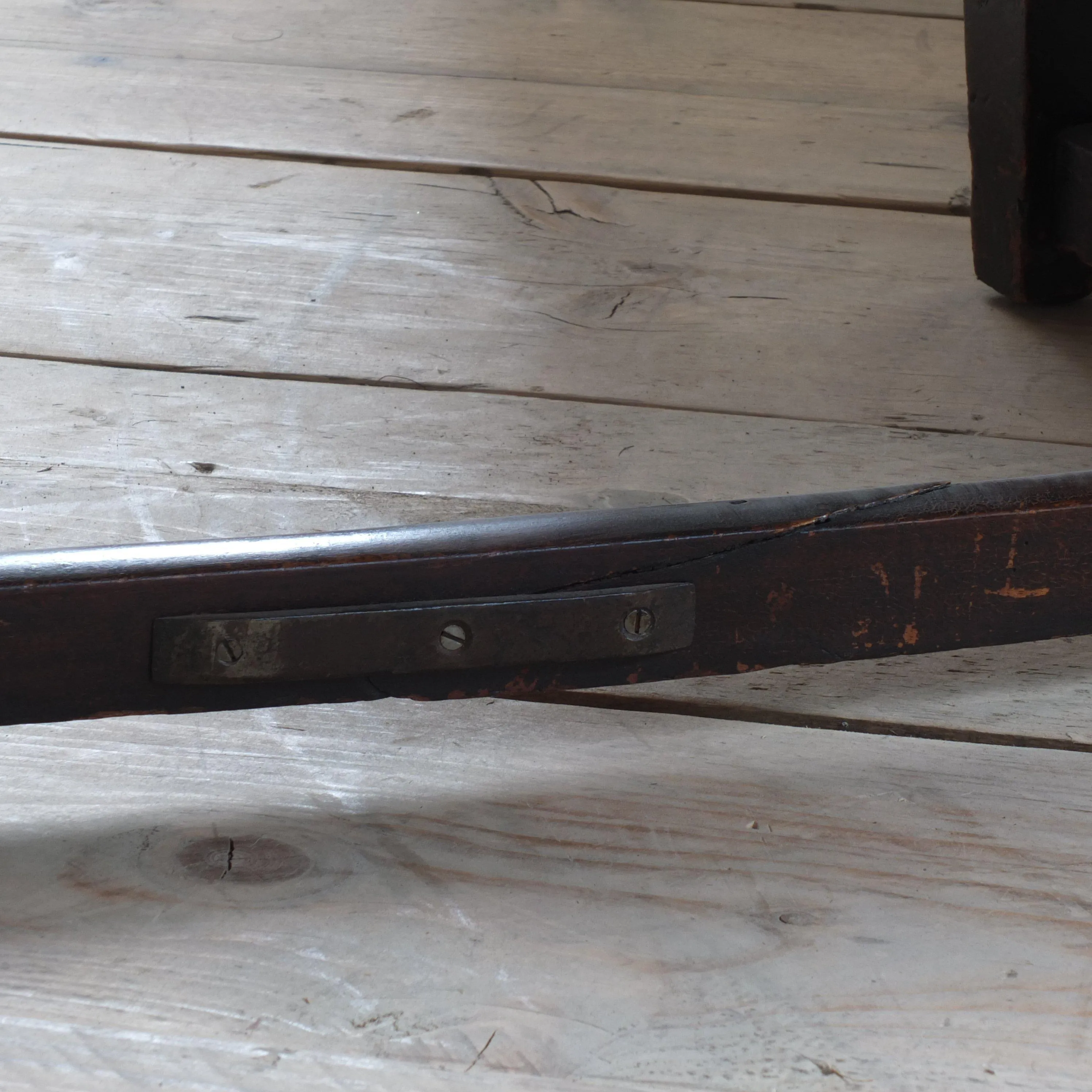 Rare Georgian curved sofa