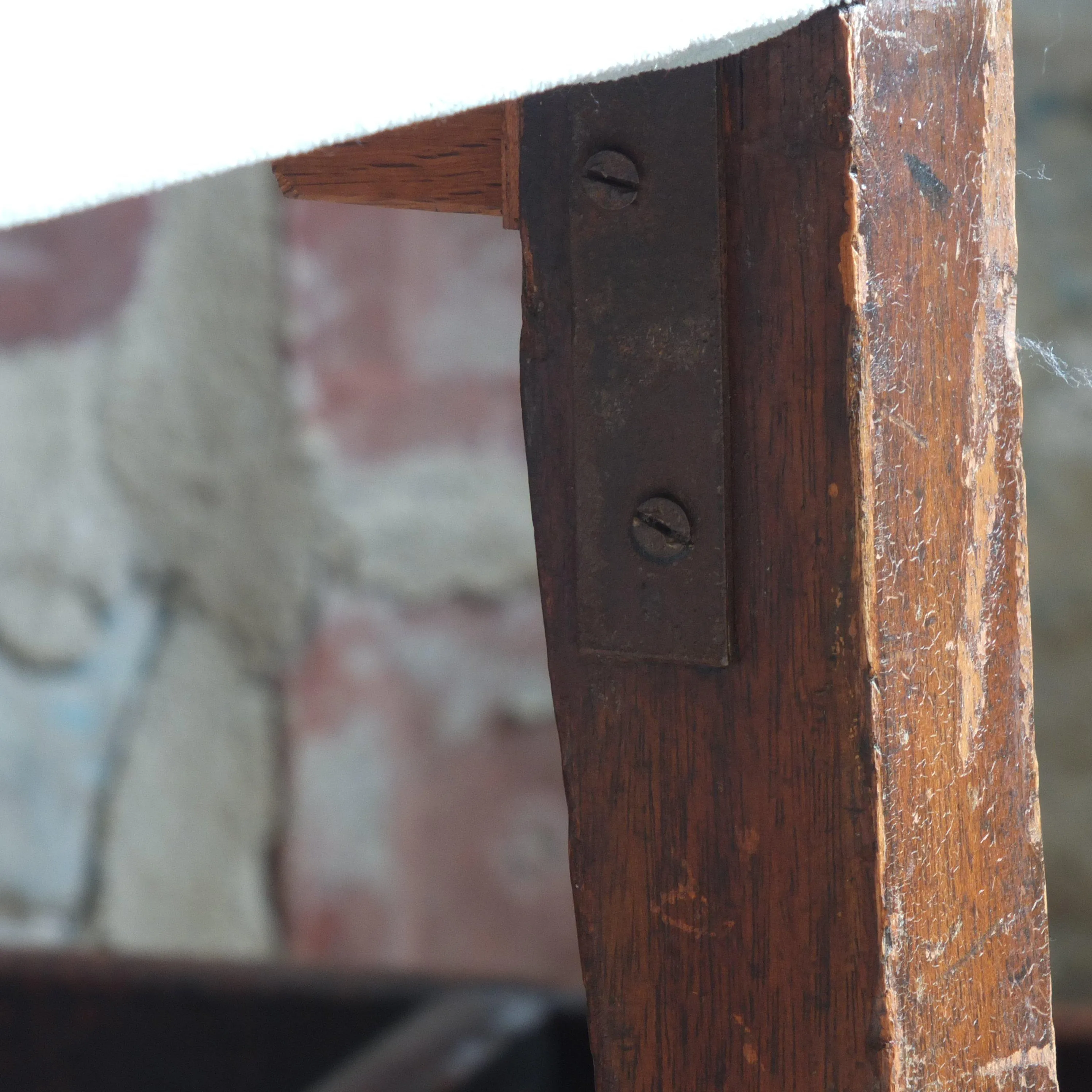 Rare Georgian curved sofa