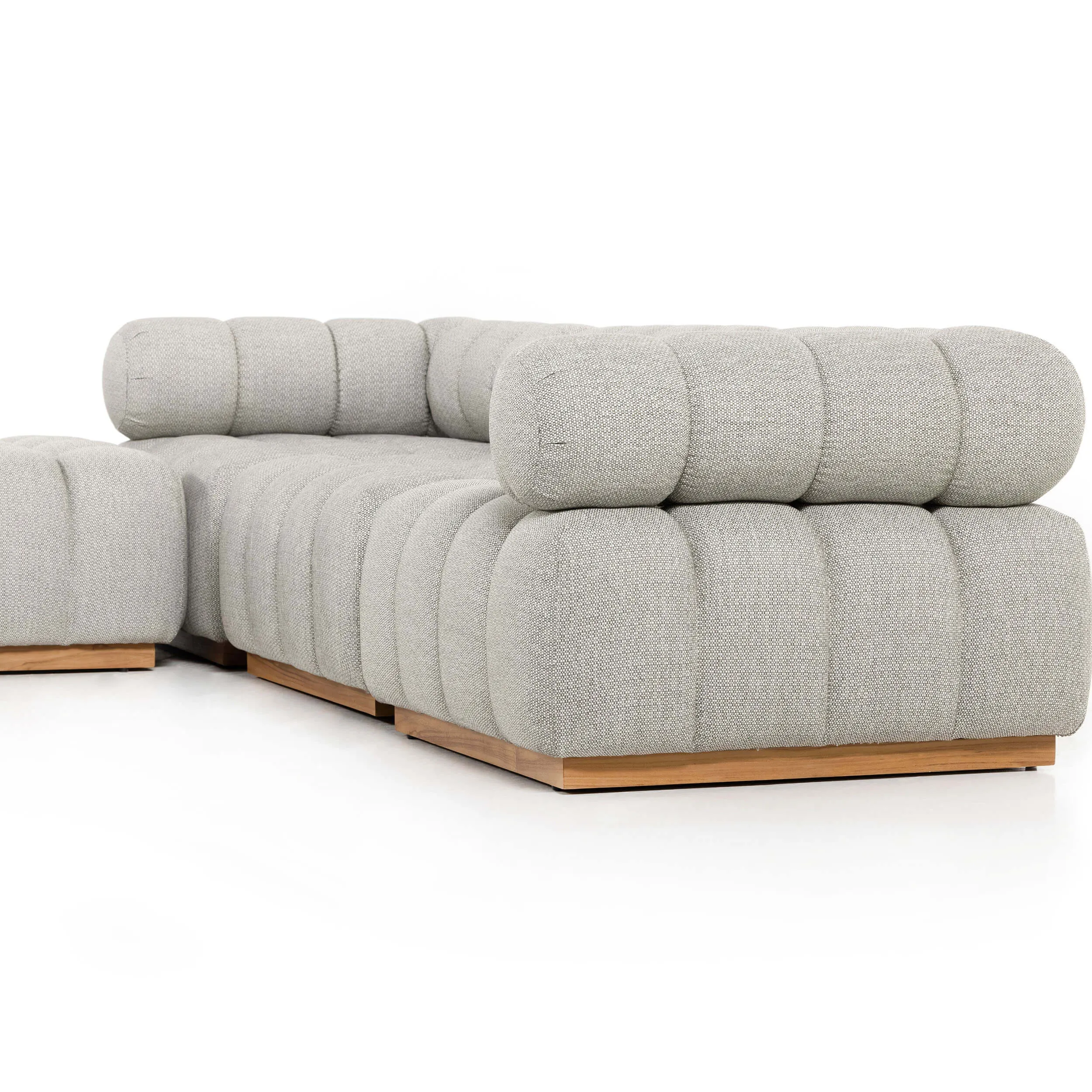 Roma Outdoor 3 Piece Sectional w/Ottoman