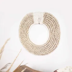 Sakari- Sea Shell Necklace Wall Decor