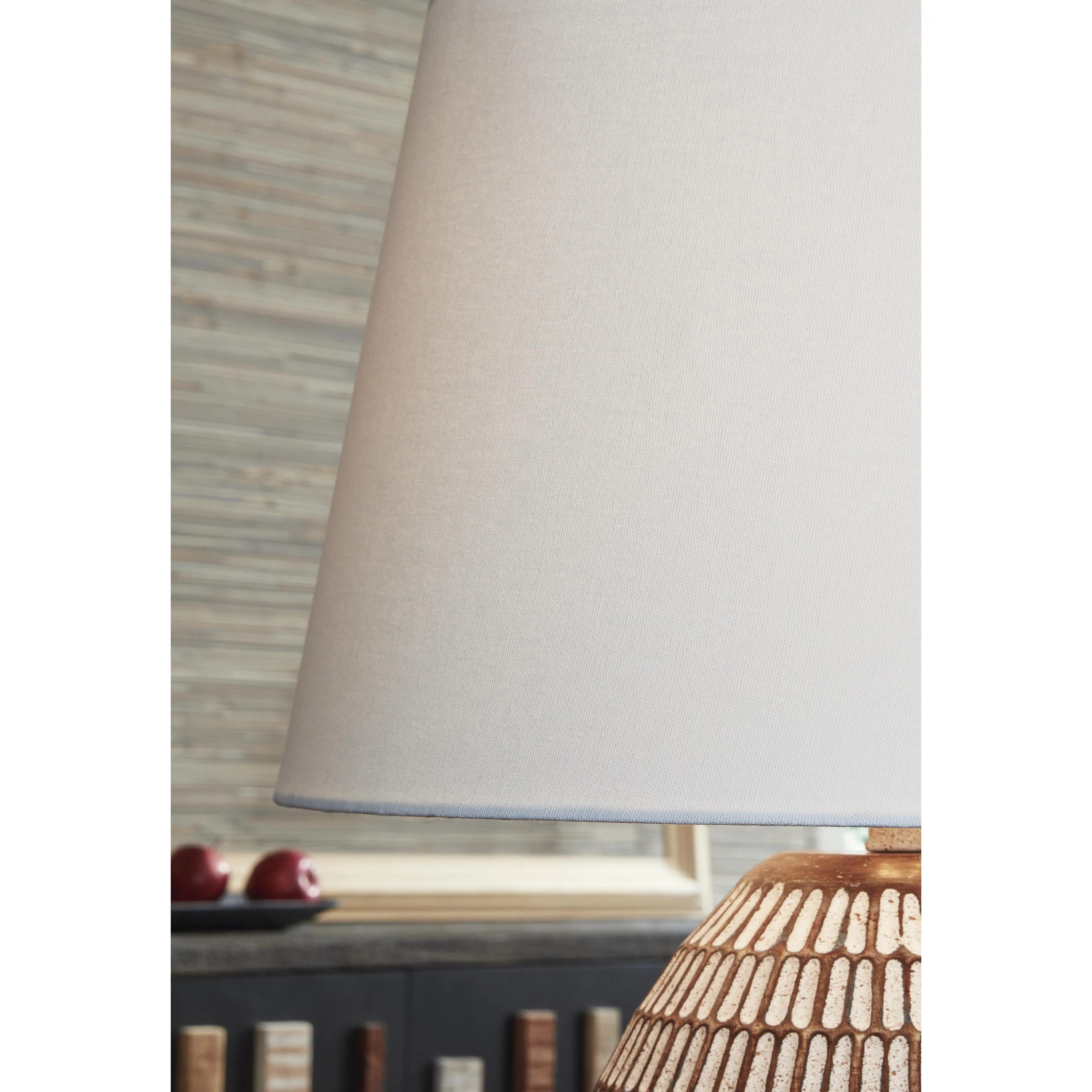 Signature Design by Ashley Darrich Table Lamp L235804