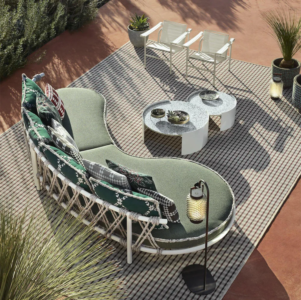 trampoline outdoor sofa | cassina