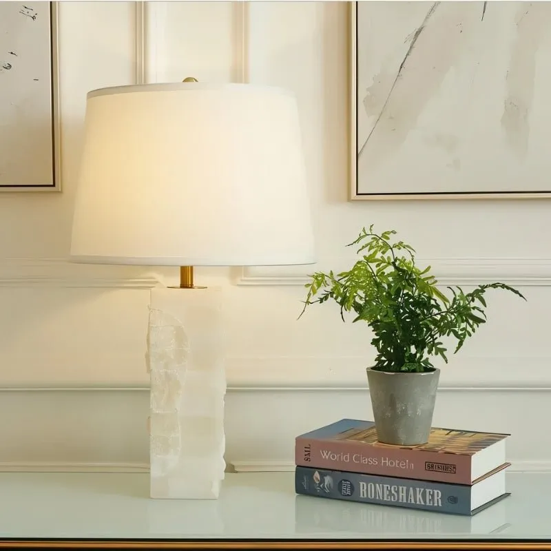 Tuma Table Lamp