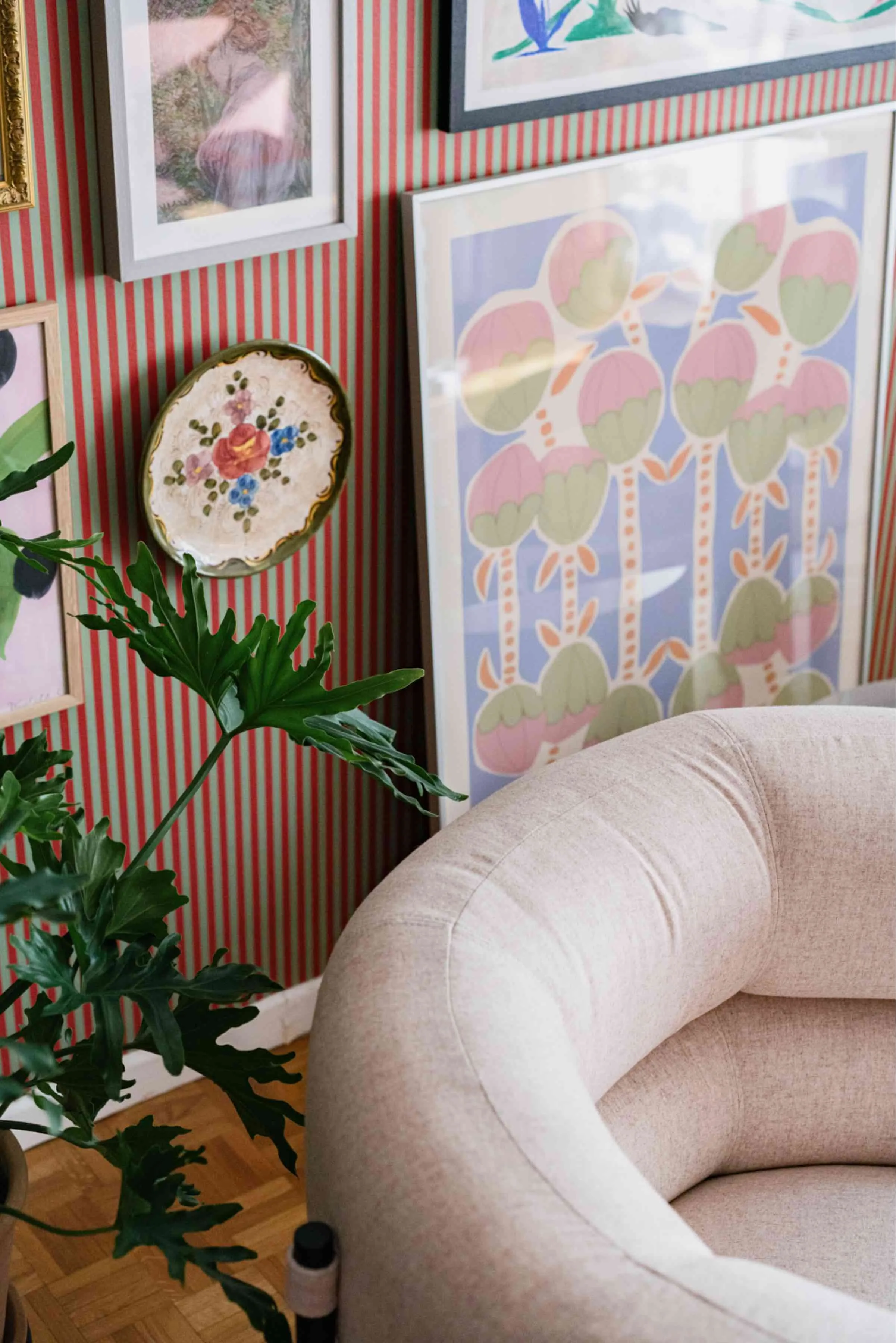 Ubi Armchair