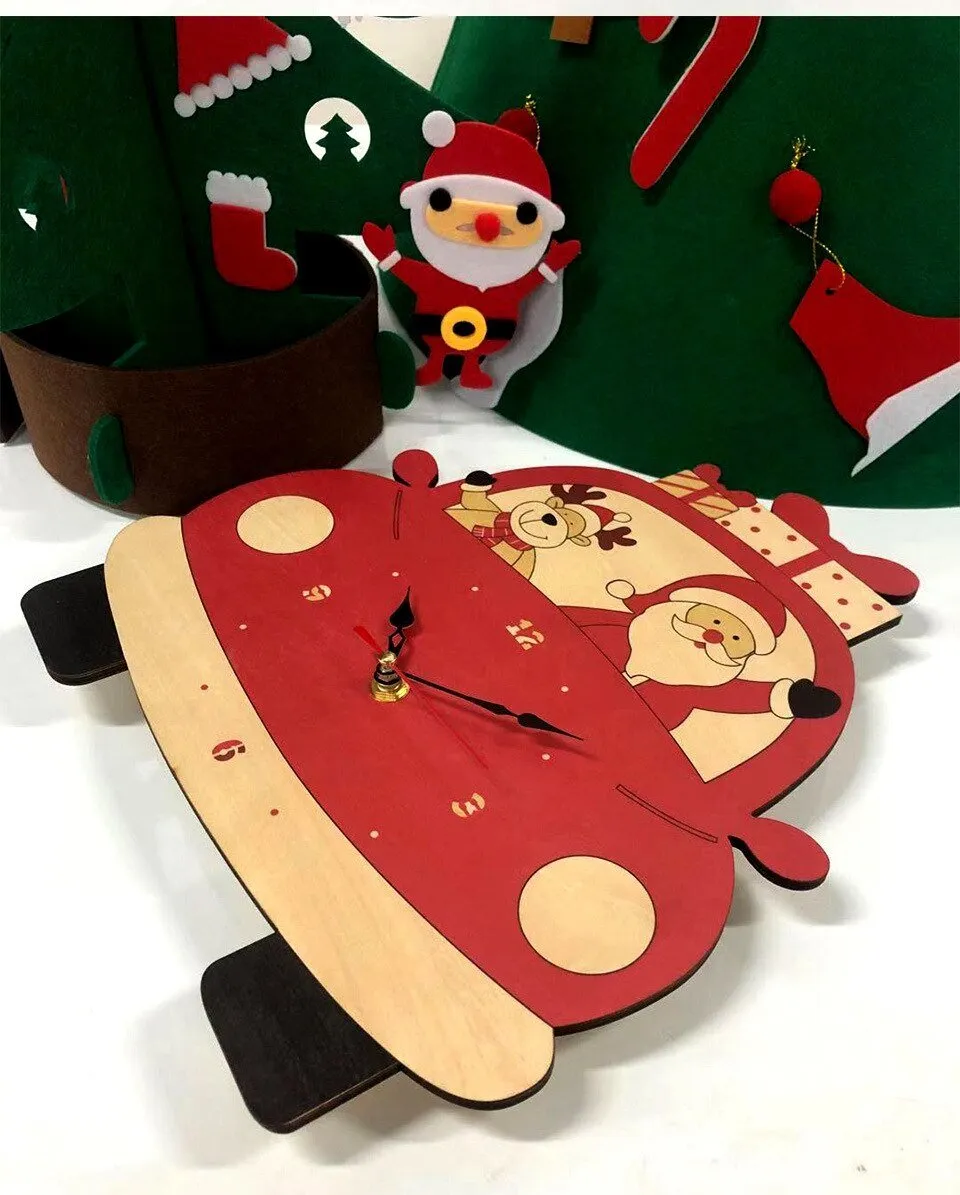 Wooden Cartoon Wall Clock for Christmas Decoration